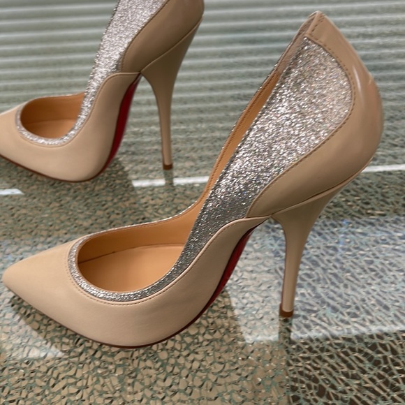 CHRISTIAN LOUBOUTIN Paris Heels -NEVER WORN - Picture 8 of 12